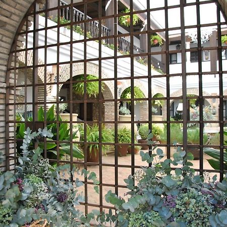 Suites La Posada De Pilar Kordoba Bagian luar foto