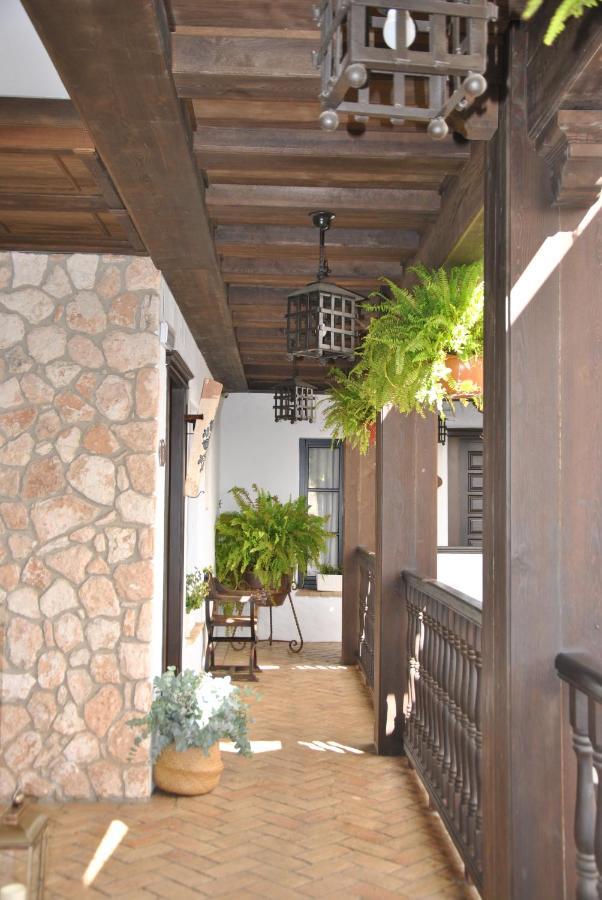 Suites La Posada De Pilar Kordoba Bagian luar foto