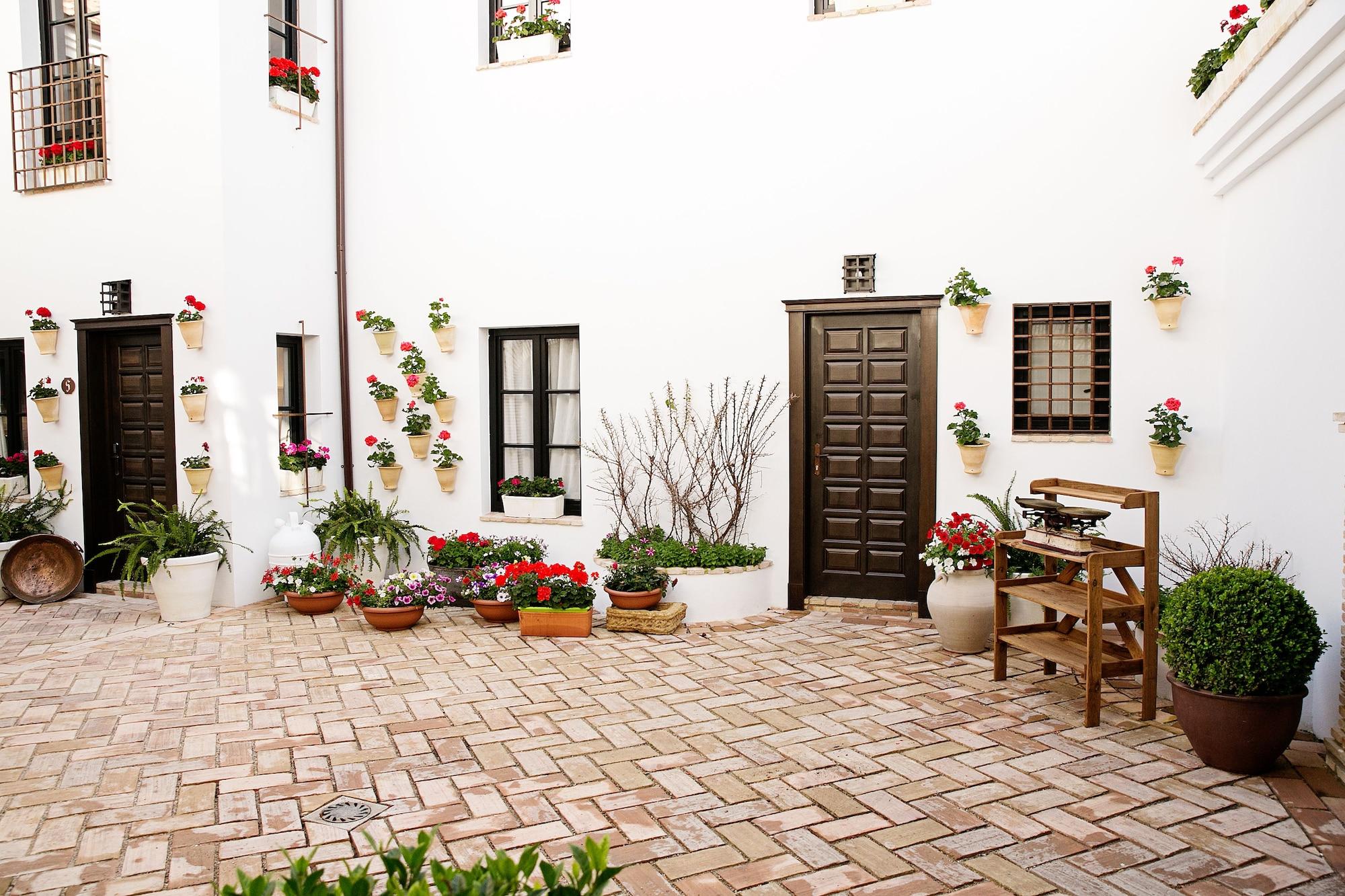 Suites La Posada De Pilar Kordoba Bagian luar foto