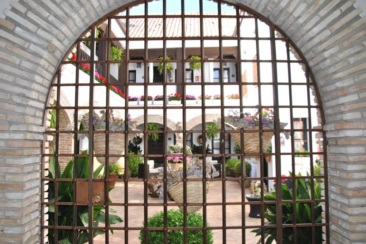 Suites La Posada De Pilar Kordoba Bagian luar foto